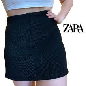 Zara Black Ribbed Skirt